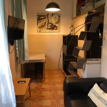 Estudio Finestrelles Barcelona إسبلوغيس ذي يوبريغات المظهر الخارجي الصورة